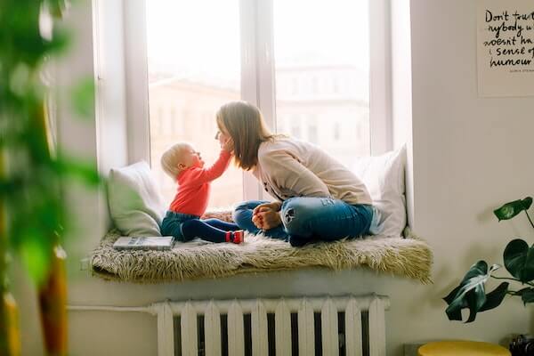 femme et enfant